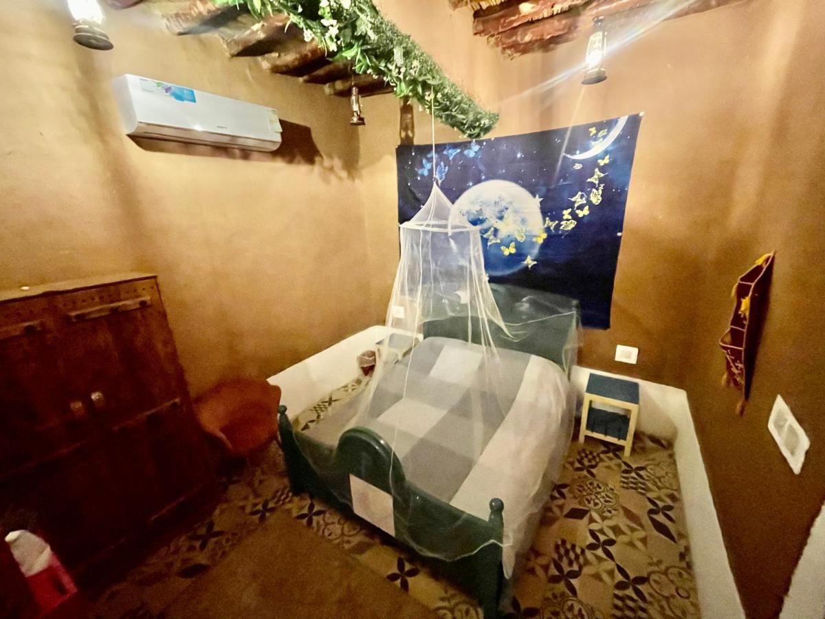 Heritage Guest House Shaqra نُزُل تُراثي Luaran gambar